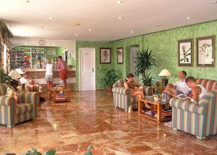 Adonis Castalia-brezos 3* Адехе